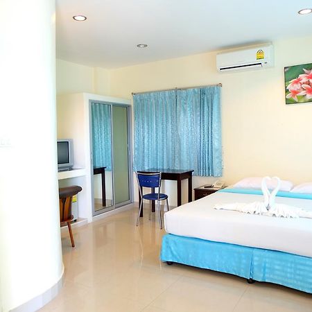 Krabi Marina Seaview Hotel Exterior foto