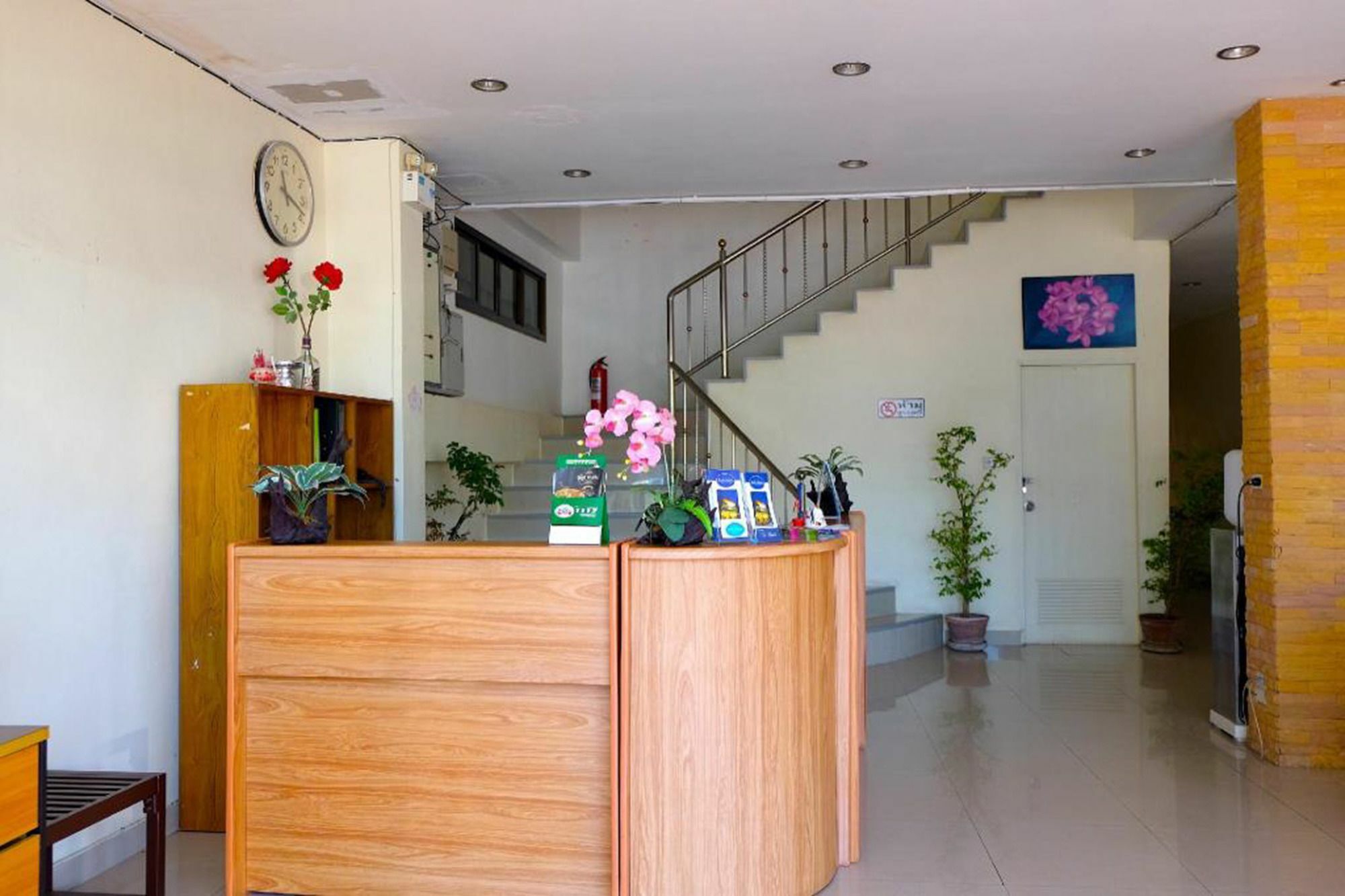 Krabi Marina Seaview Hotel Exterior foto
